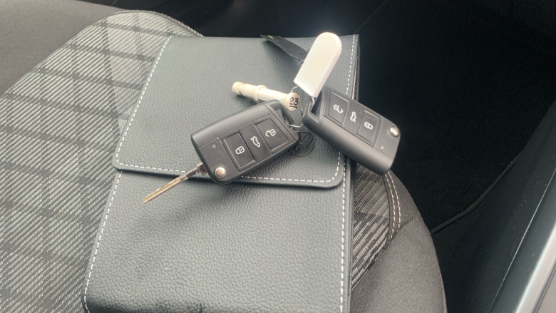 Volkswagen Polo 1.0 TSI 110 R-Line 5dr DSG Petrol Hatchback